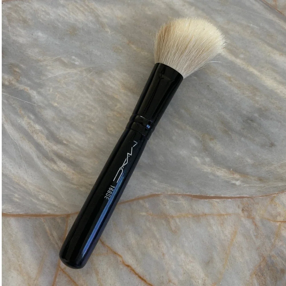 MAC 168 & 168SE Large Angled Contour Makeup Brush Set Black Silver Japan